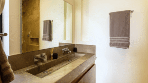 novara304-