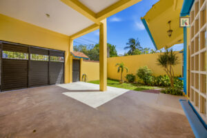 the-yellow-cozumel-house-