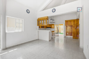 the-yellow-cozumel-house-