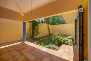 the-yellow-cozumel-house-