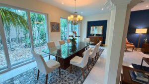 villa-noble-dining